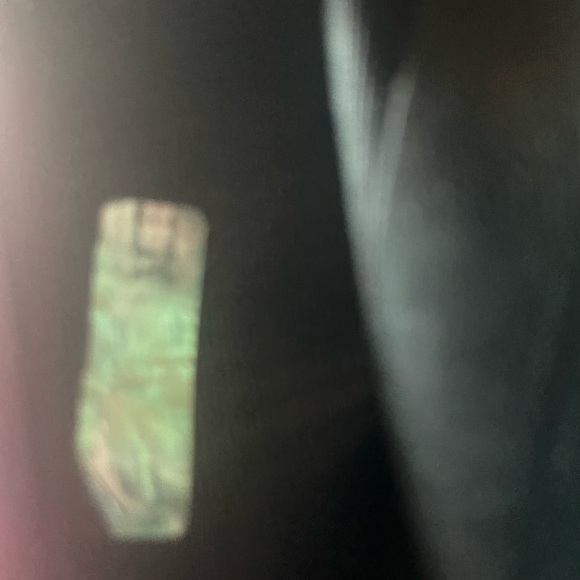 Chanel lamb skin caviar leather black wallet. Approximately 7 x 4“. GUC. - Picture 10 of 11